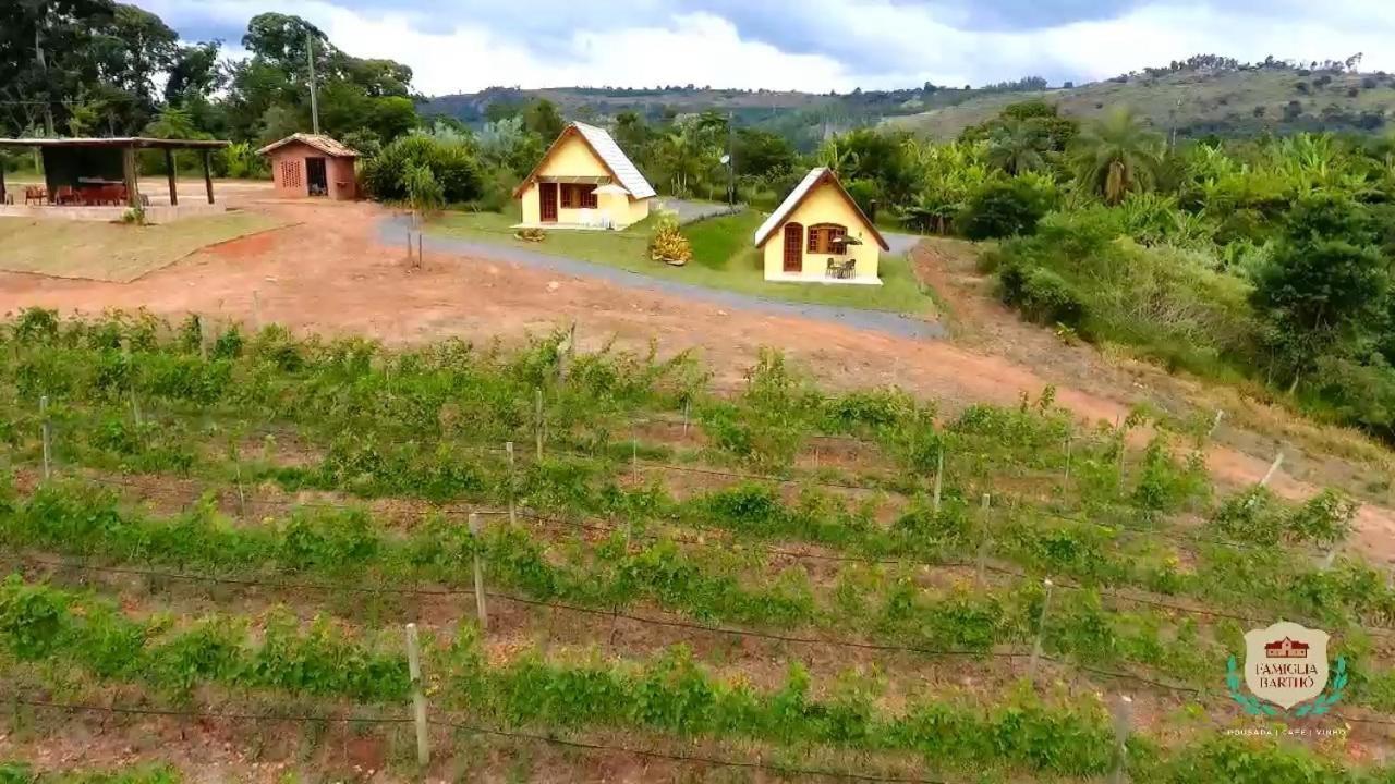 Pousada Famiglia Bartho Espírito Santo do Pinhal Zewnętrze zdjęcie